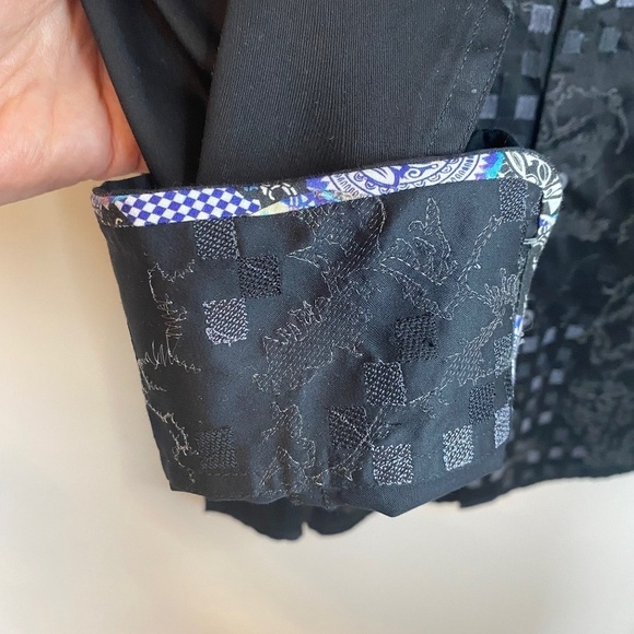 ROBERT Graham Luxury Long Sleeve Dress Shirt, XL, Black Embroidered - Picture 5 of 14